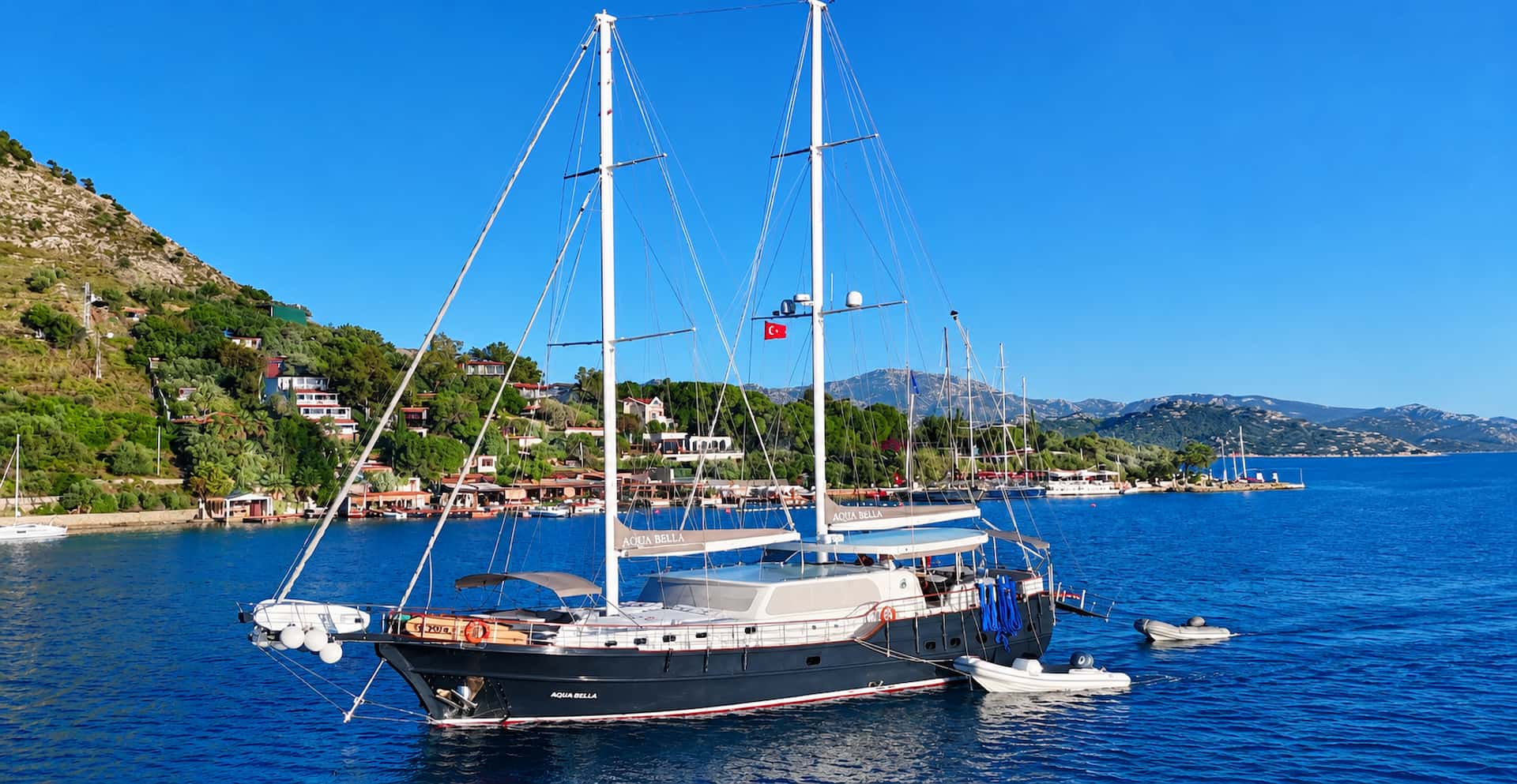 &lsquo;AQUA BELLA&rsquo; luxury gulet at anchor